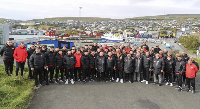 A Milli Futbol Takımı, Faroe Adaları’nda yarınki maç öncesi yürüyüş yaptı