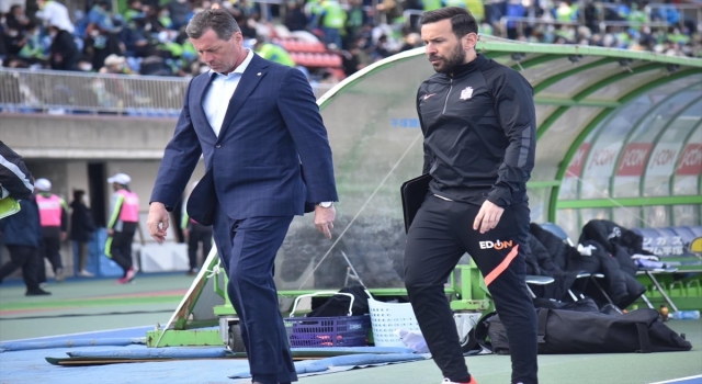 Skibbe’nin Japonya’daki başarısının arkasında antrenör Serhat Umar var